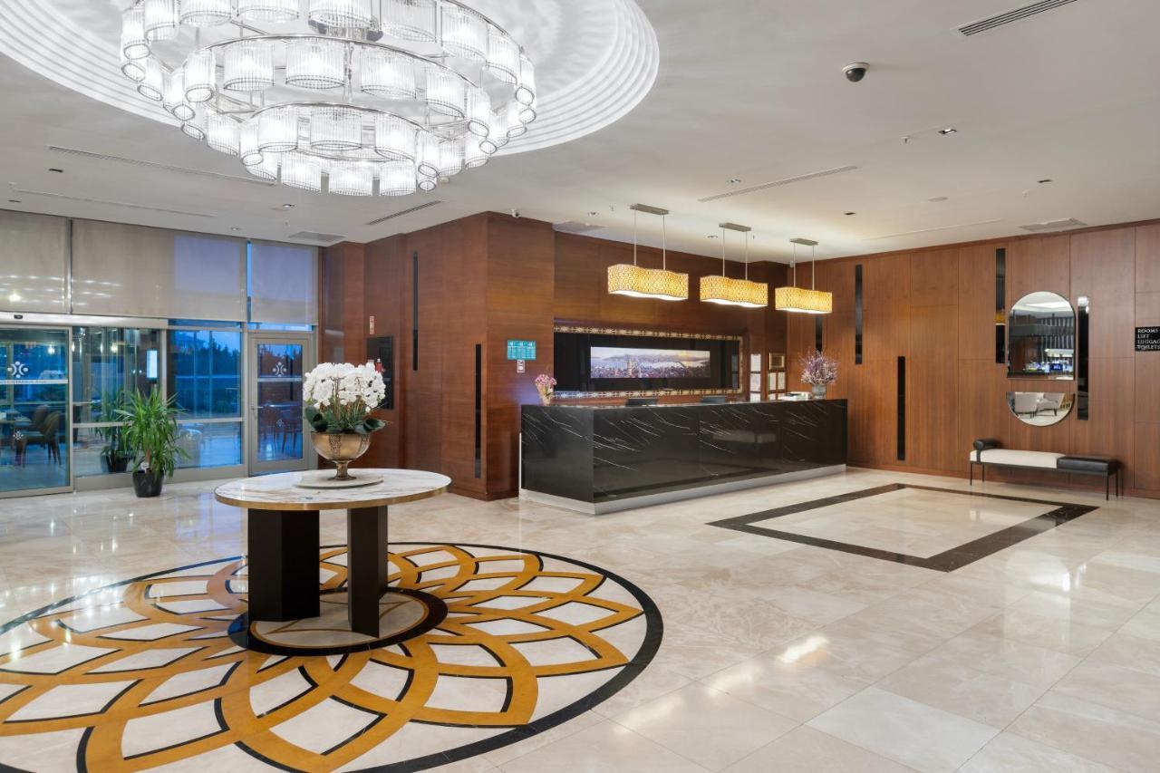 Miracle Istanbul Asia Airport Hotel & Spa Bagian luar foto Lobby