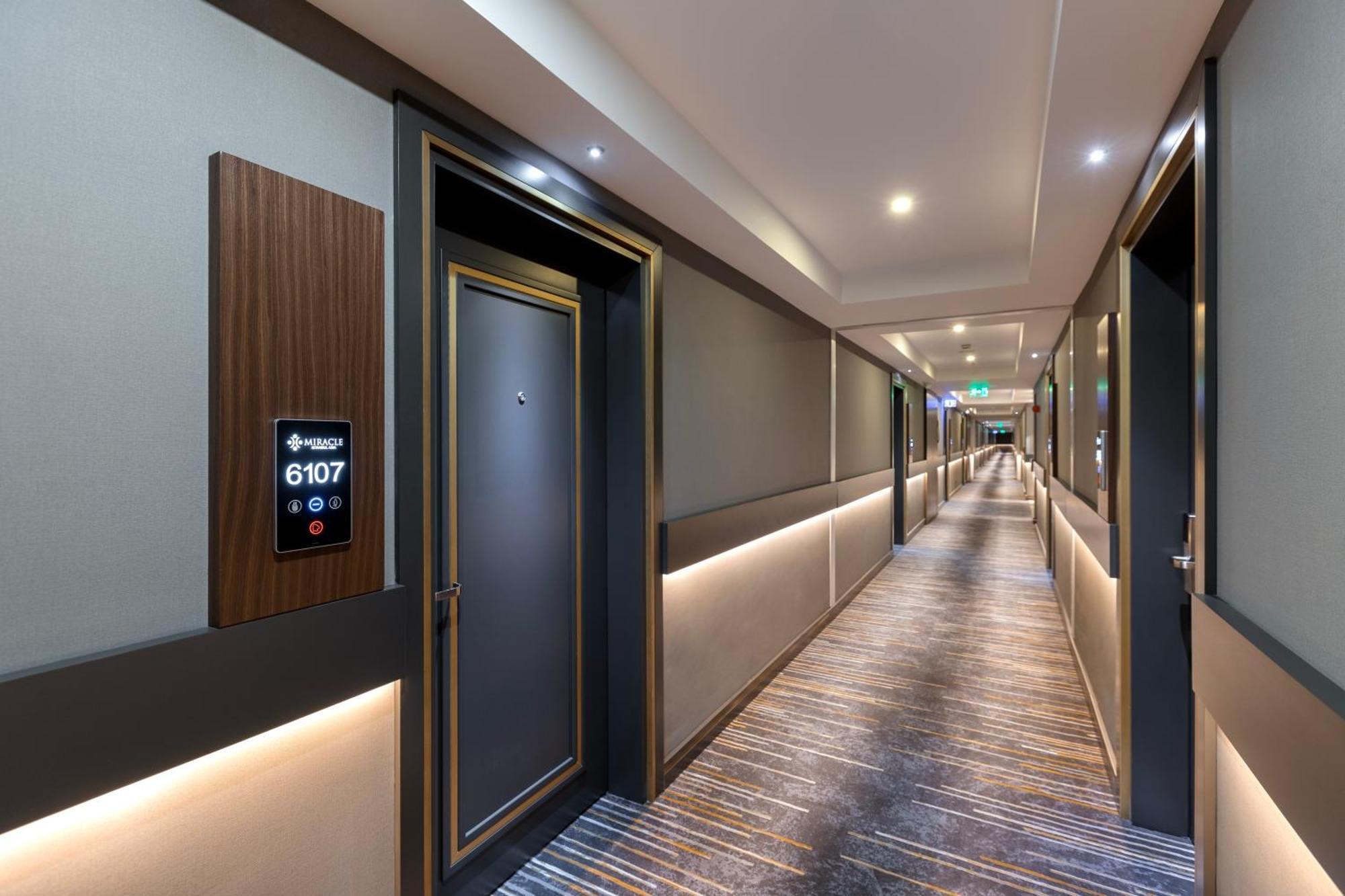 Miracle Istanbul Asia Airport Hotel & Spa Bagian luar foto